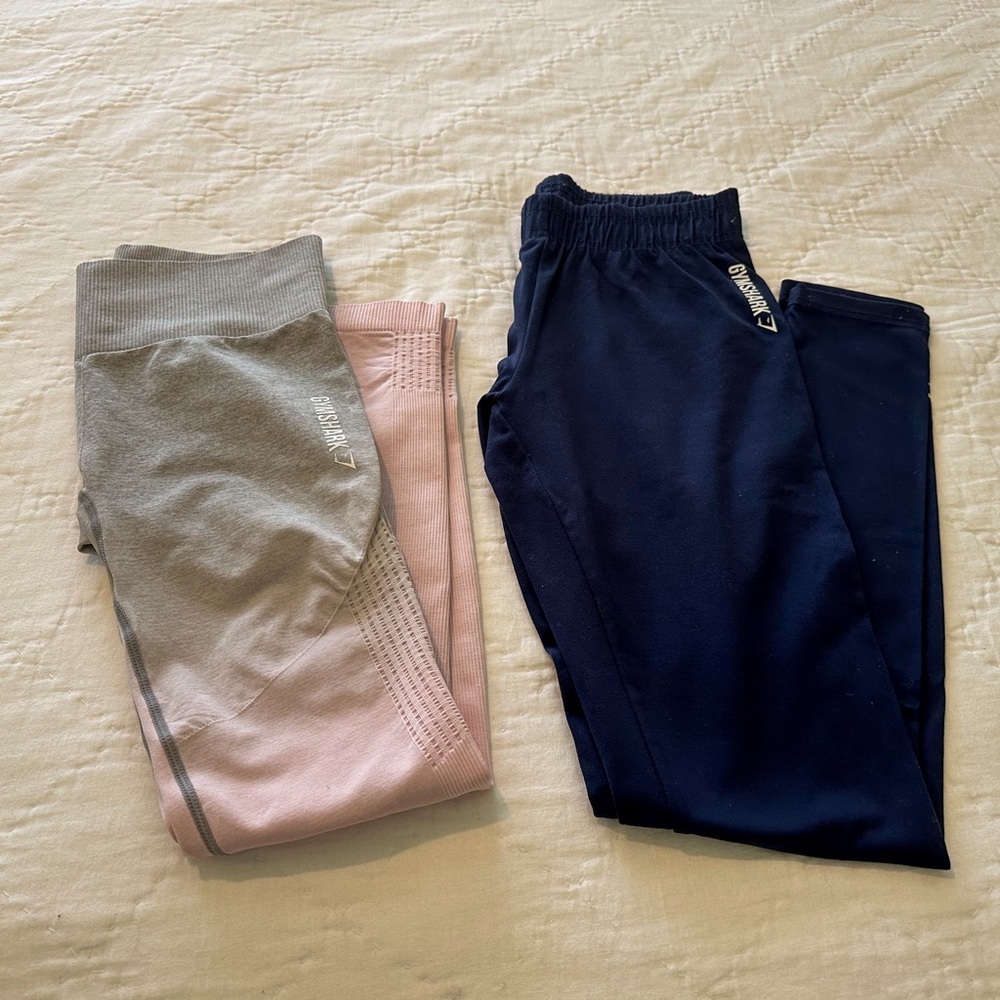 2 Women’s Gymshark legging